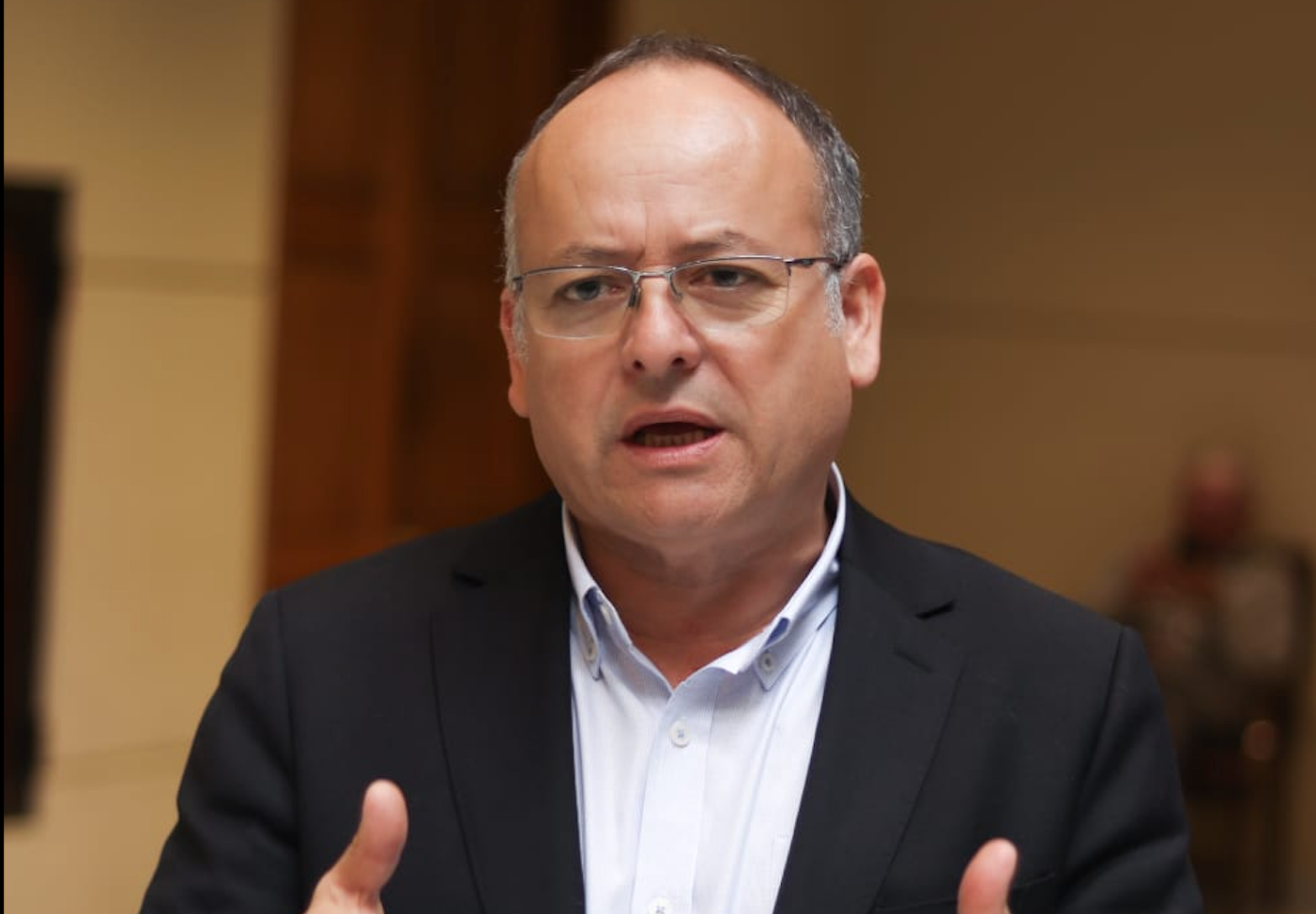 DIPUTADO SALINAS CUESTIONA ADHESIÓN DE CHILE AL ESCUDO DE LAS AMÉRICAS Y PIDE RESGUARDAR LA SOBERANÍA NACIONAL