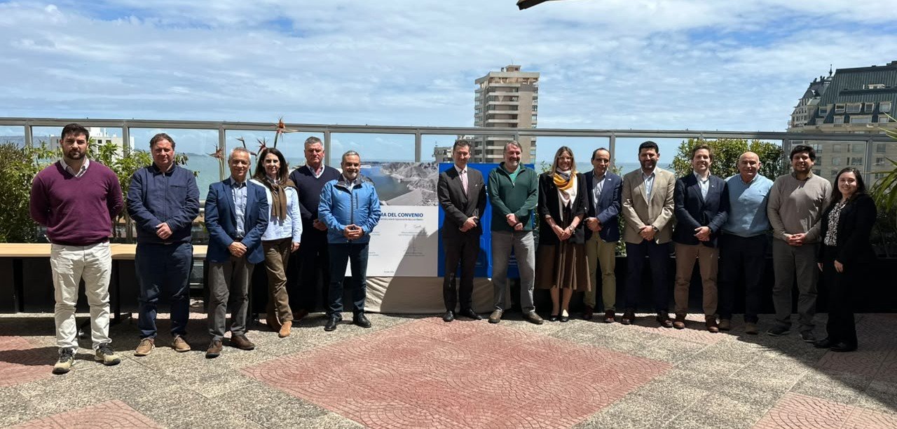 AGUAS DEL VALLE Y JUNTA DE VIGILANCIA DEL RÍO ELQUI SELLAN NUEVO ACUERDO PARA ASEGURAR EL CONSUMO HUMANO Y ENFRENTAR LA SEQUÍA