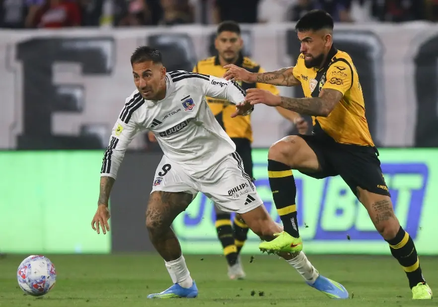 EL CAMPEÓN VIGETE QUIERE TUMBAR AL LIDER DEL TORNEO