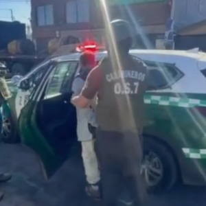 Carabineros desarticula punto de microtráfico en Tierras Blancas: hay dos detenidos