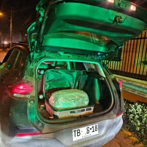 SUJETO DETENIDO POR TRASLADAR MÁS DE CUATRO KILOS DE DROGA